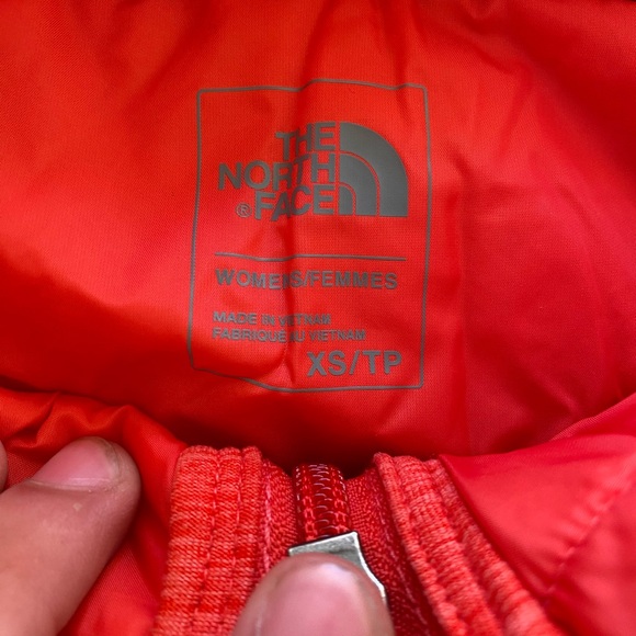 The North Face Bright Orange Quilted Puffer Vest Stretch Sides Hooded XS - Picture 6 of 11